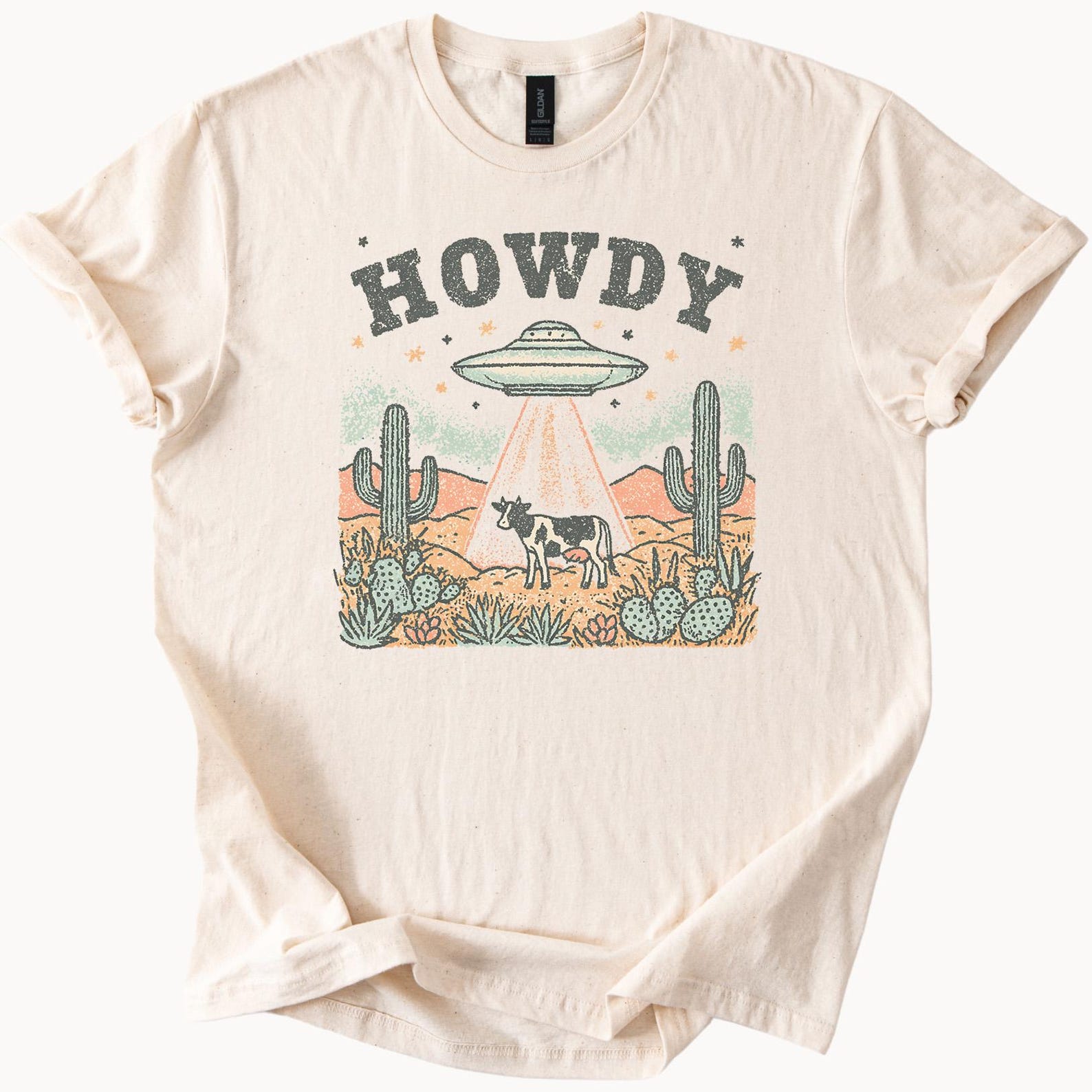 Howdy Cowboy Desert UFO Alien Abduction Cow Graphic Tee Western Cactus Ranch Southwest Funny Country Farm Shirt 140