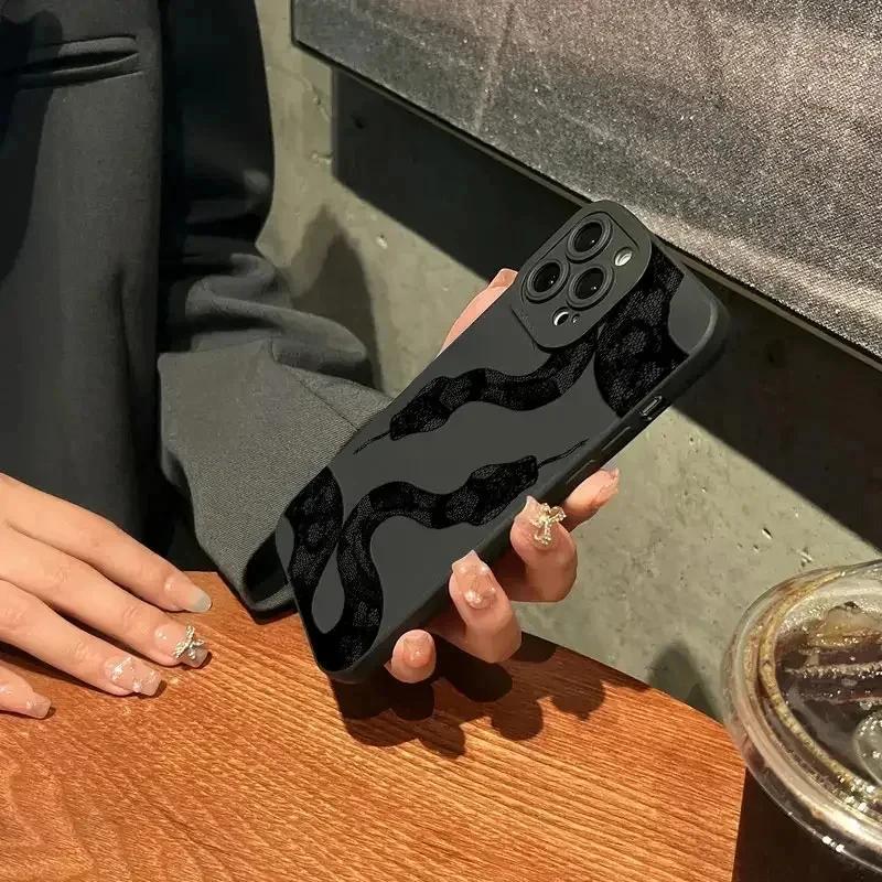 Black Snake Graphic Phone Case For iPhone 11 12 13 14 15 Pro Max X XS Max XR 8 7 Plus SE2020 Mini Shockproof Soft Silicone Cover