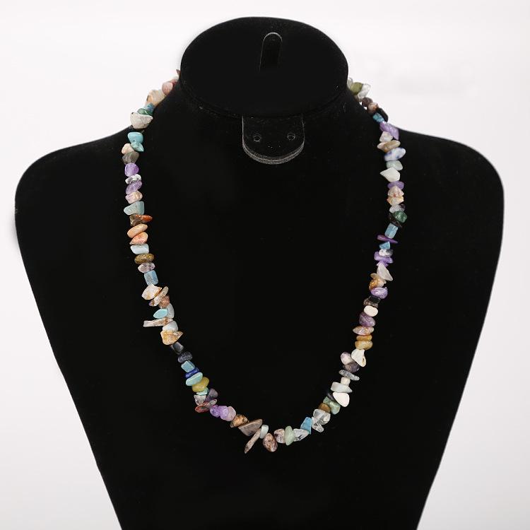 Collana Fatta a Mano con Perline a Frammenti di Pietra Naturale Sette Colori N134