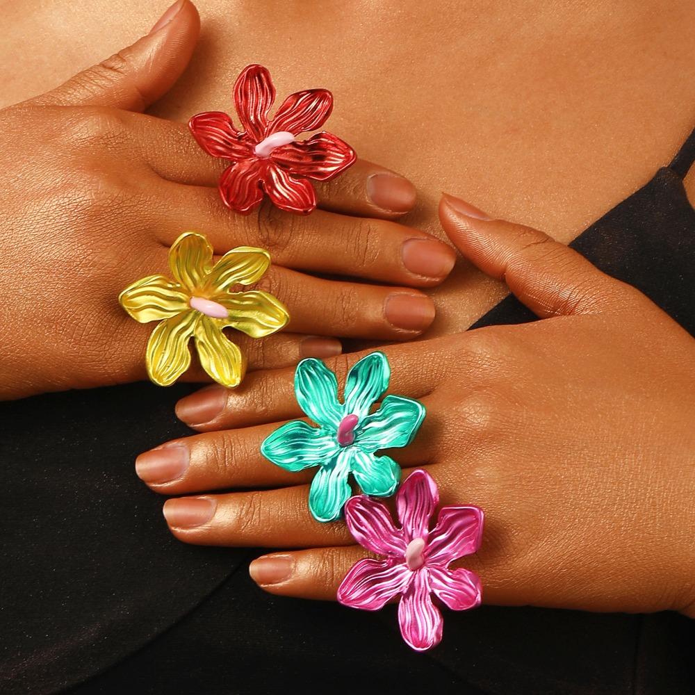 Retro Exaggerated Colored Pink Green Stereo Flowers Adjustable Opening Ring for Personality Creative Women Jewelry Gifts