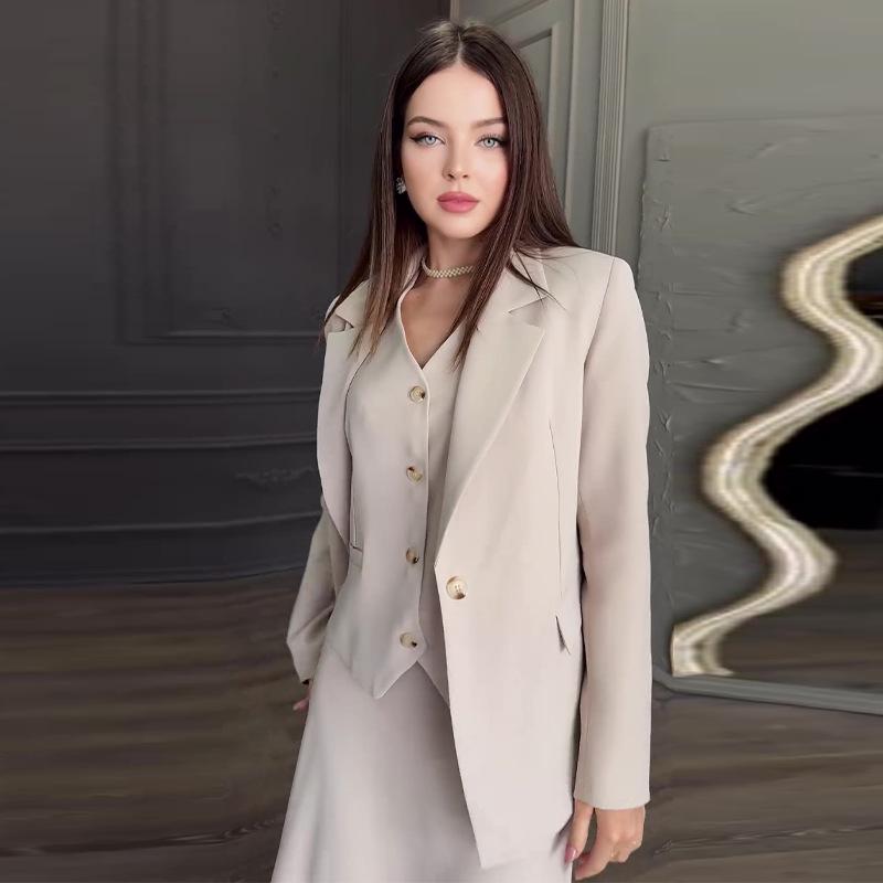 Podzimní dámský elegantní jednobarevný třídílný set: oblek a midi sukně 2024