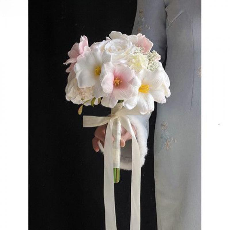 Букет тюльпанов премиум-класса: Романтическое свадебное украшение и реквизит для фото