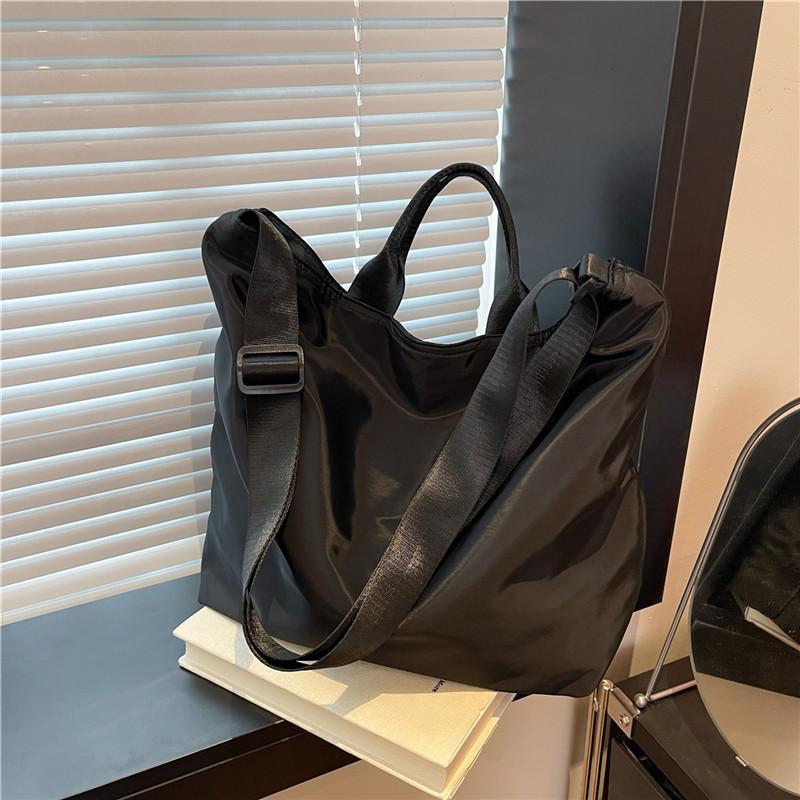 2025 Summer New Cloth Bag Commute To Work Large Capacity Fashion Leisure Trend Shoulder Bag Lazy Wind Tote Bag