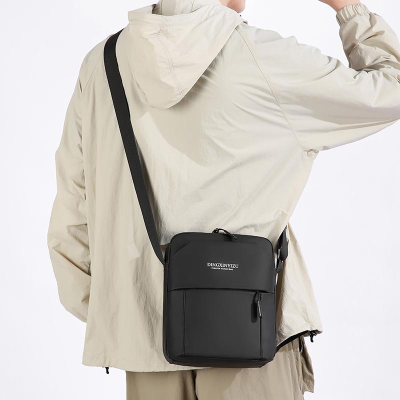 Men's Bag Mobile Phone Shoulder Bag Business Commuter Crossbody Bag