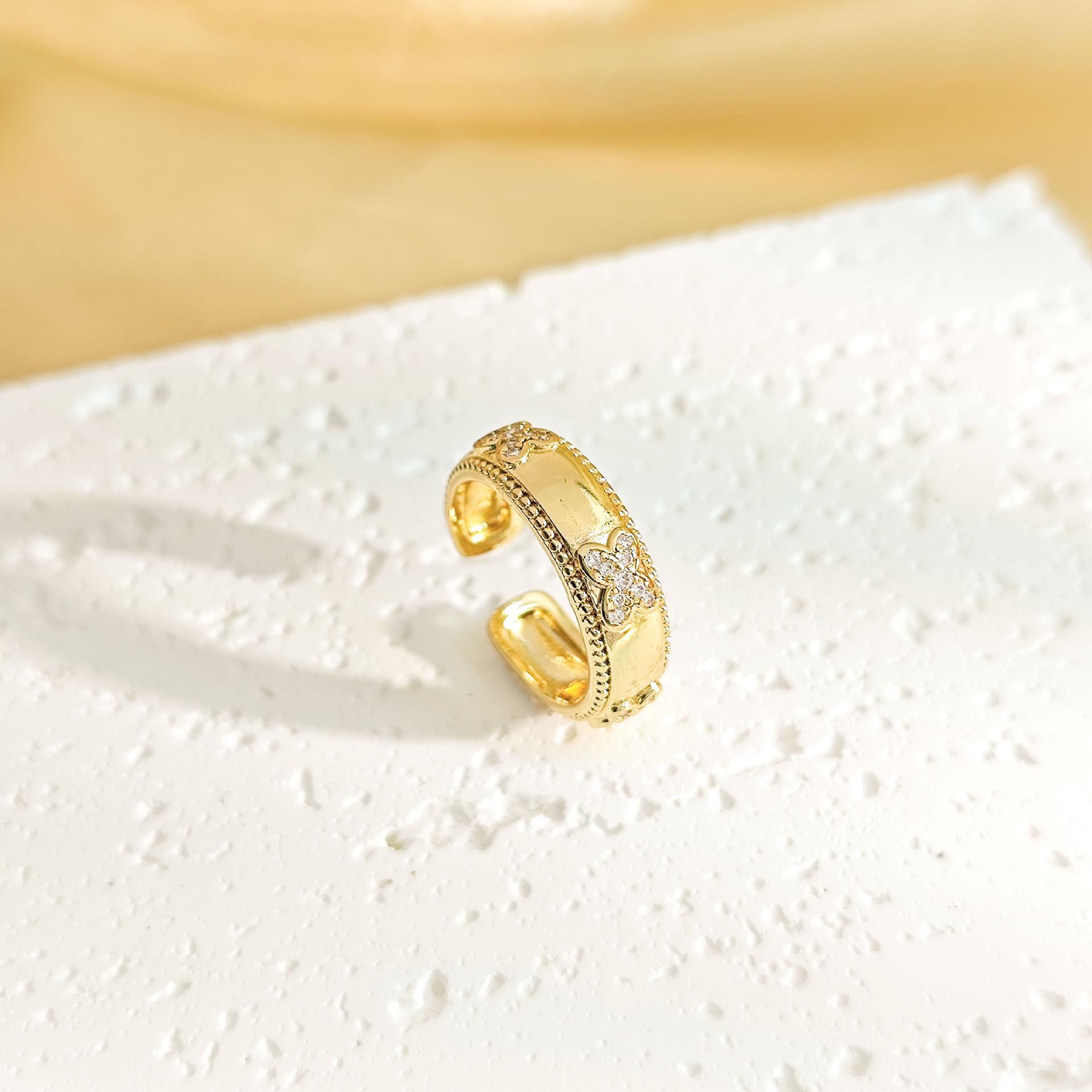 

2026 Gold Micro-Inlaid Four-Leaf Clover Open Ring for Women: Elegant Luxury & Versatile Accessory
