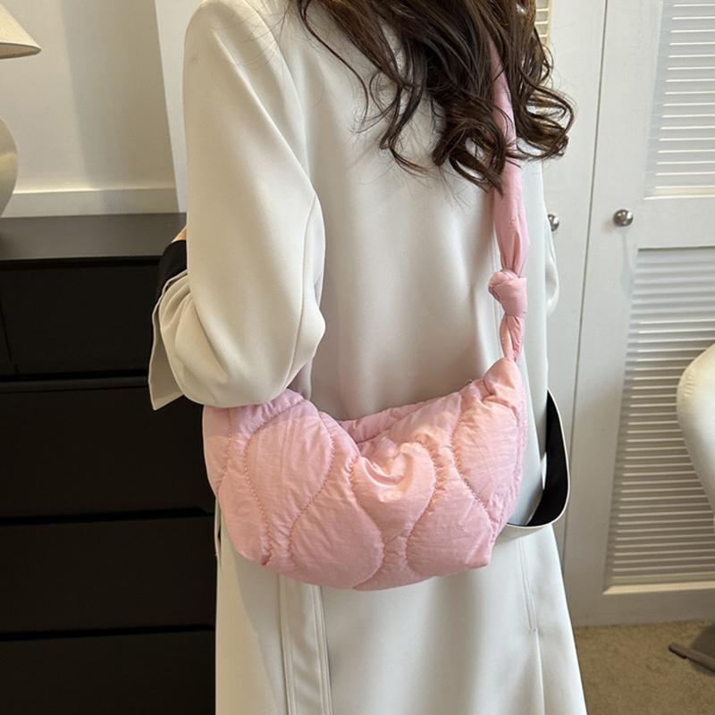 Female Puffer Shoulder Bag Trendy Soft Down Pillow Shopper Bag with Zipper Quilted Simple Crossbody Bag for Teenage Girls