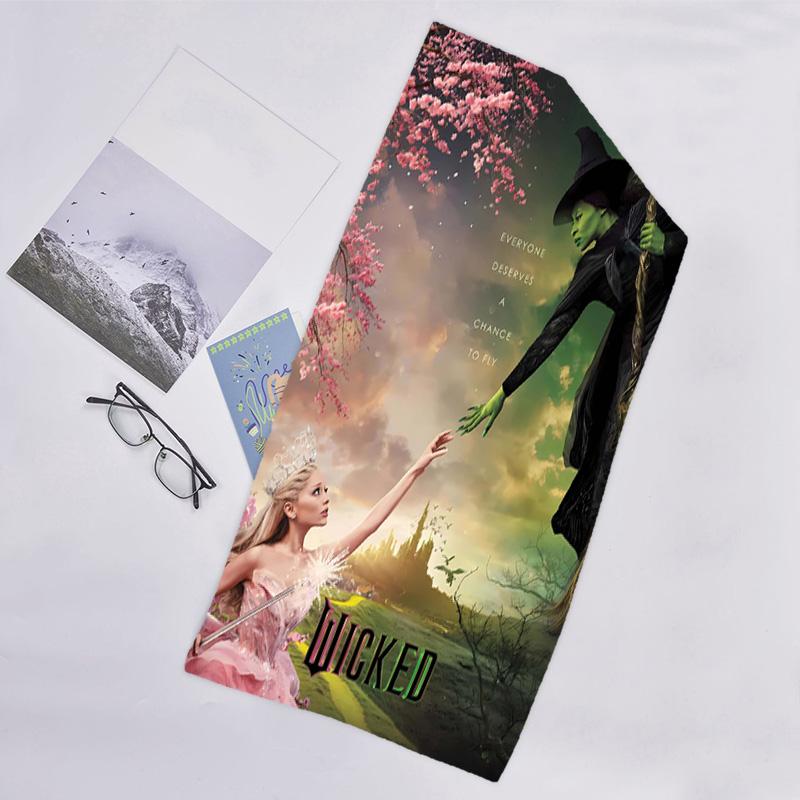 1pc The Wizard of Oz2 Beach Towel, Beach and Seaside Swimming Pool Equipment, Fashion Pattern, Rectangular, Travel Essentials