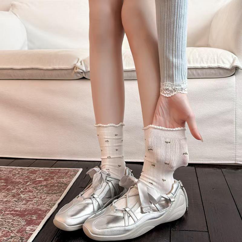 Spring 2026 Floral Mesh Breathable Cotton Socks for Women - Japanese Style, Seamless with Bubble Cuff, Mid-High Tube