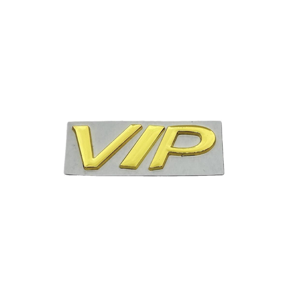 

VIP Metal Car Emblem: Personalized Rear & Side Body Stickers золотий