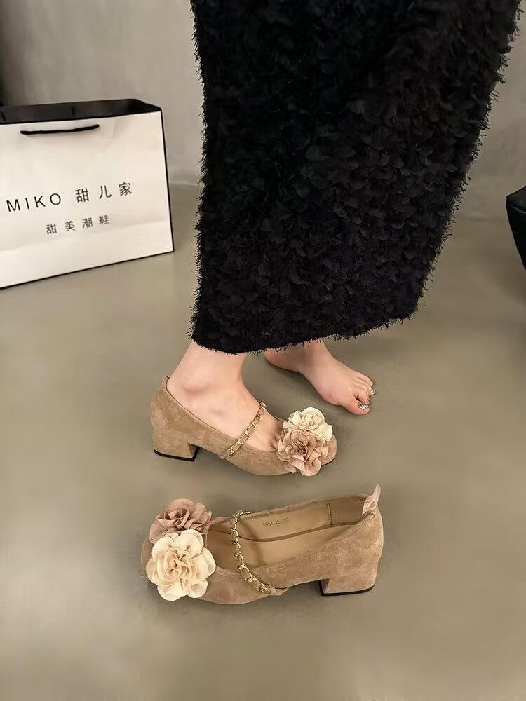 

French thick heel design sense fairy single shoes women s shoes 2025 new spring gentle retro Mary Jane evening shoes 35