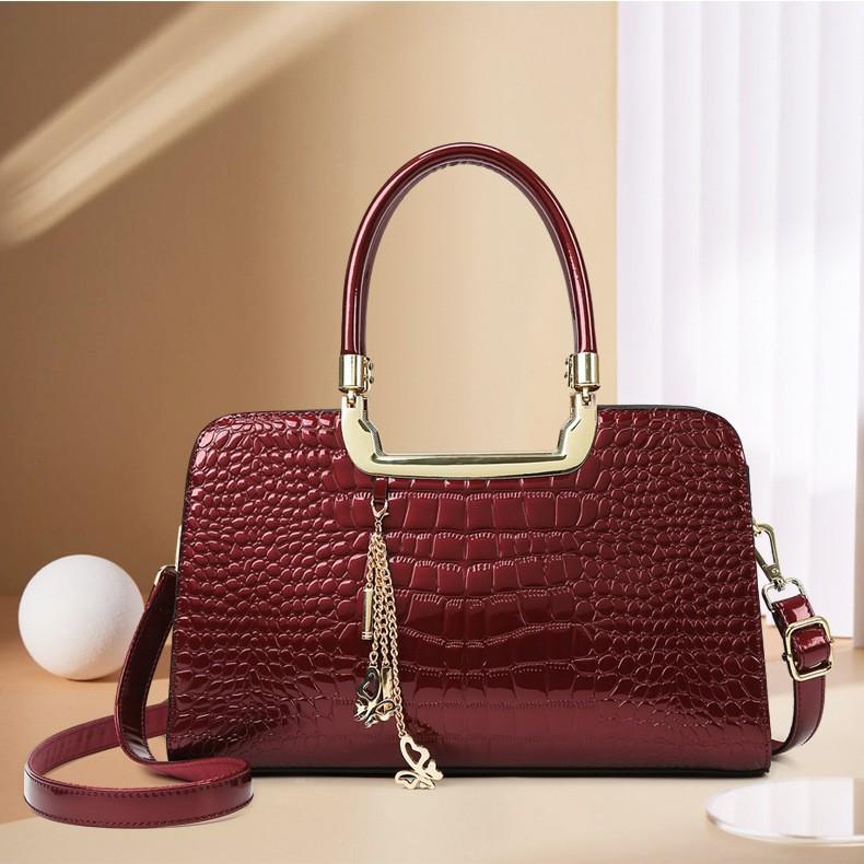 Ladies' Handbag, Patent Leather Crocodile Pattern Shoulder Bag, High-end Sense, Large Capacity Bag, Commuting Tote Bag