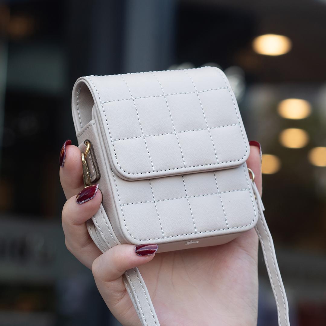 

Чехол-кошелек через плечо из кожи с ремешком для Samsung Galaxy Z Flip6 Flip5 Flip4 Flip3 Huawei Nova Flip Pockt2 Moto Raer40 OPPO Find N3 Flip Protect Cover Samsung Galaxy Z Flip5 бежевый