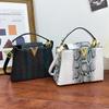 New high-end Capu snake pattern V lady bag portable shoulder women's bag