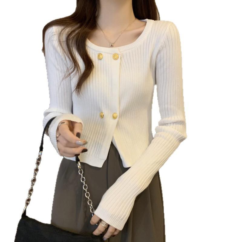 Retro Square Collar Slim-fitting White Knitted Cardigan Women's Autumn and Winter 2025 New Niche Versatile Short Sweater