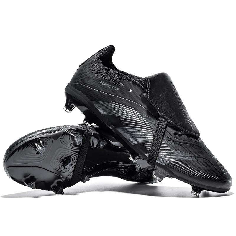 New Autumn High Quality Adult Football Shoes Lightweight Versatile Low Cut Sports Shoes Balanced and Flexible Nail Shoes