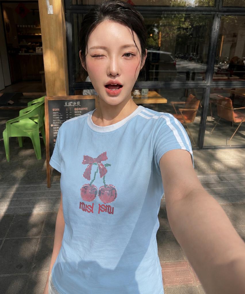 Nasyujeueol Dot Cherry Semi-Crop Short Sleeve T-Shirt 6 Colors