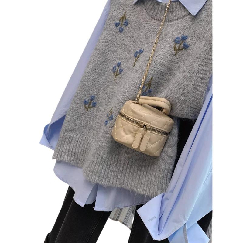 Vintage Embroidered Floral Crew Neck Sleeveless Knit Vest For Women