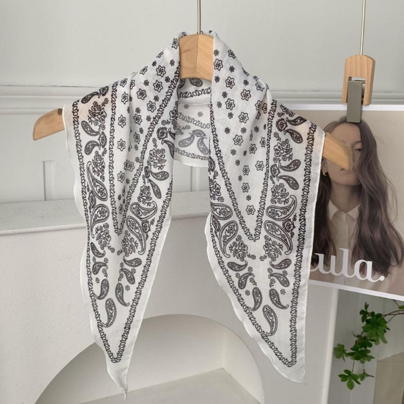 Cashew Flower Silk Scarf, Scarf, New Retro Headscarf, Headband, Jeans, Waist Accessories, Triangular Scarf, Waist Fart Curtain.