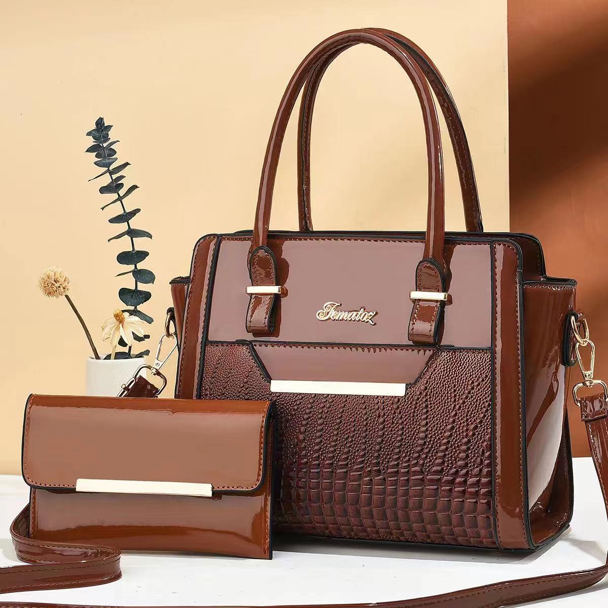

New Casual Single Shoulder Women s Bag with Large Capacity Mother and Child Bag, Shiny Leather Fashionable Handbag