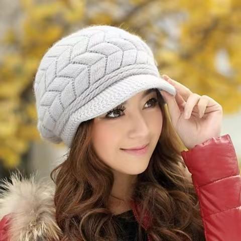 Winter anti-rabbit fur hat women's autumn and winter fashion warm fleece thickened mother hat ear protector knitted duck tongue beret