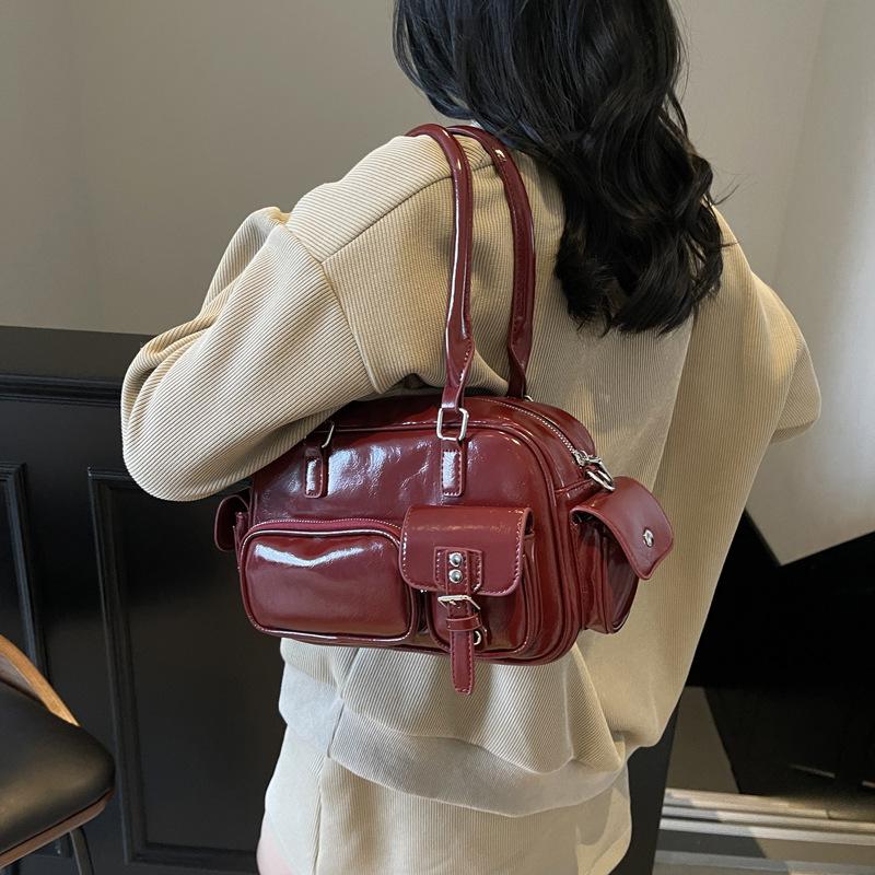 Vintage Simple Handbag Women's Commuter Bag 2025 New Large Capacity Pillow Bag Simple Shoulder Crossbody Bag