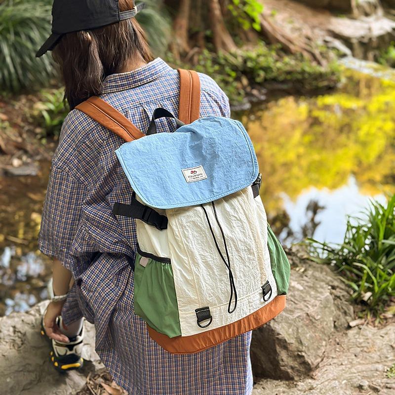 Large Capacity Contrasting Color Lightweight Backpack New Versatile Commuter Travel Backpack Student Bag