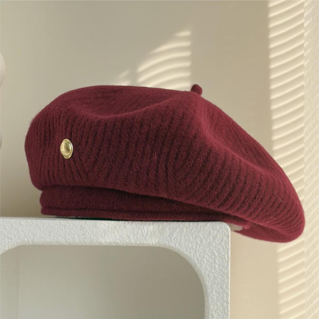 100% Wool Solid Color Vintage Beret Women Metal Button Decor Autumn Winter Face Slimming Painter Hat Casual Fashion Beret Cap