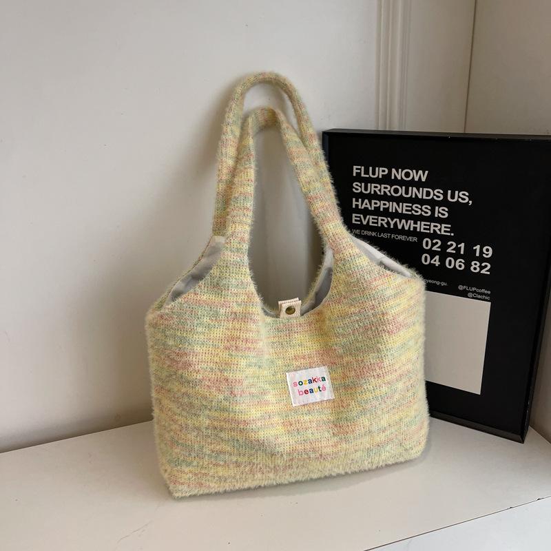 Winter Large-capacity Plush Bag Women, Niche Design Shoulder Bag Japanese Ins Style Versatile Student Tote Bag