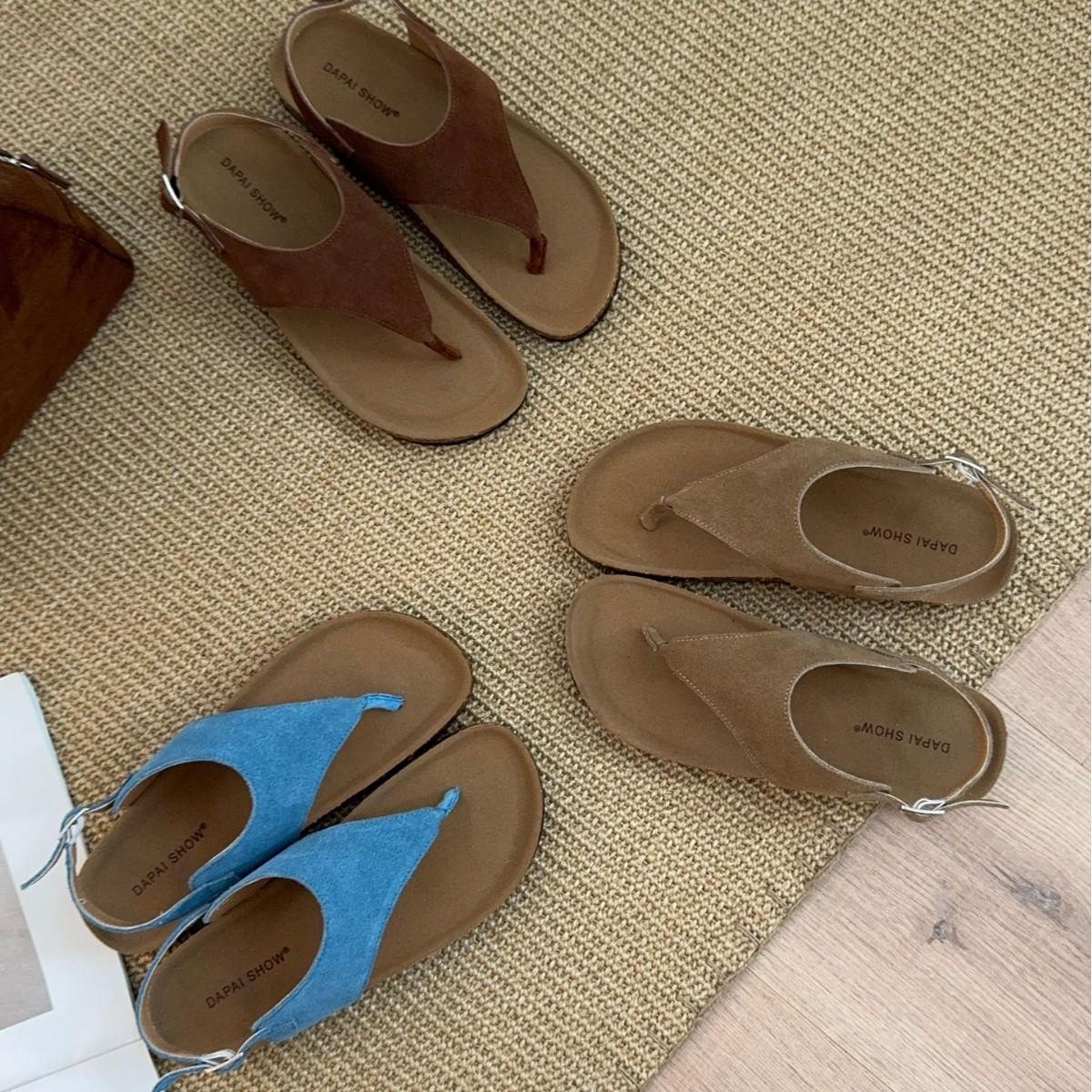 

2025 summer new round head with thick-soled wedge heel set toe matte Roman women s sandals 39 абрикосовий