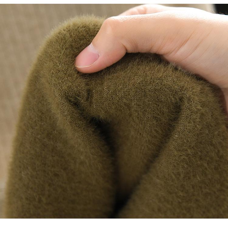 Ladies' 2023 Winter Velvet High-Neck Thick Sweater - Solid Color Long Sleeve Pullover Base Layer.