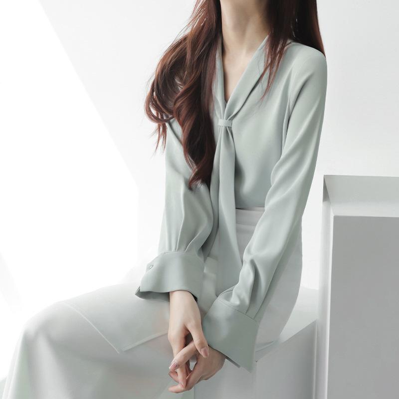 

Long Sleeved Shirt Women s Spring Autumn Collar White Shirt XS зелений