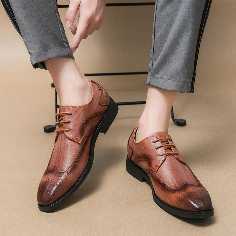 Brand Men's Business Wedding Dating Leather Formal Shoes Classic Retro Style Brogue Shoes Quality Gentleman Elegant Oxford Shoes