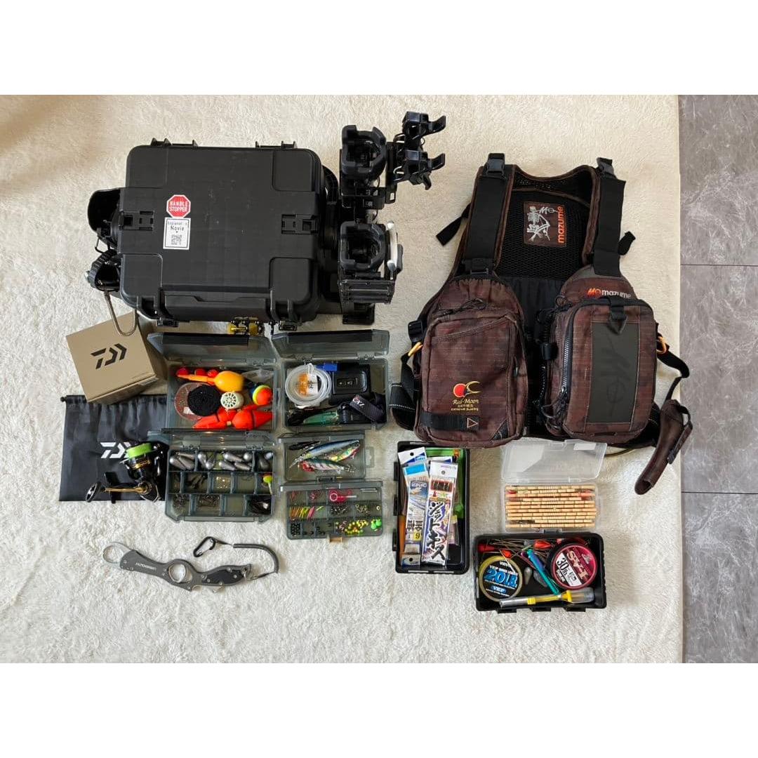 Used Fishing Tackle Set Tackle Box Life Jacket