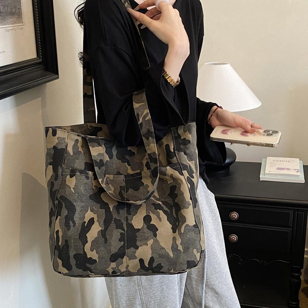 Nuova Borsa in Tela Mimetica da Donna Grande Capacità Moda Versatile da Pendolare Borsa Tote alla Moda Borsa a Spalla Portatile da Donna