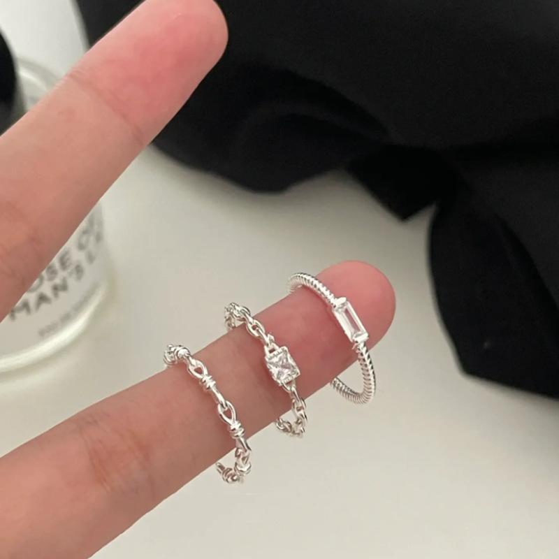 Exclusive Copper Minimalist Ring Designed For Women With Geometric Elegance Essential Fashion Accessory