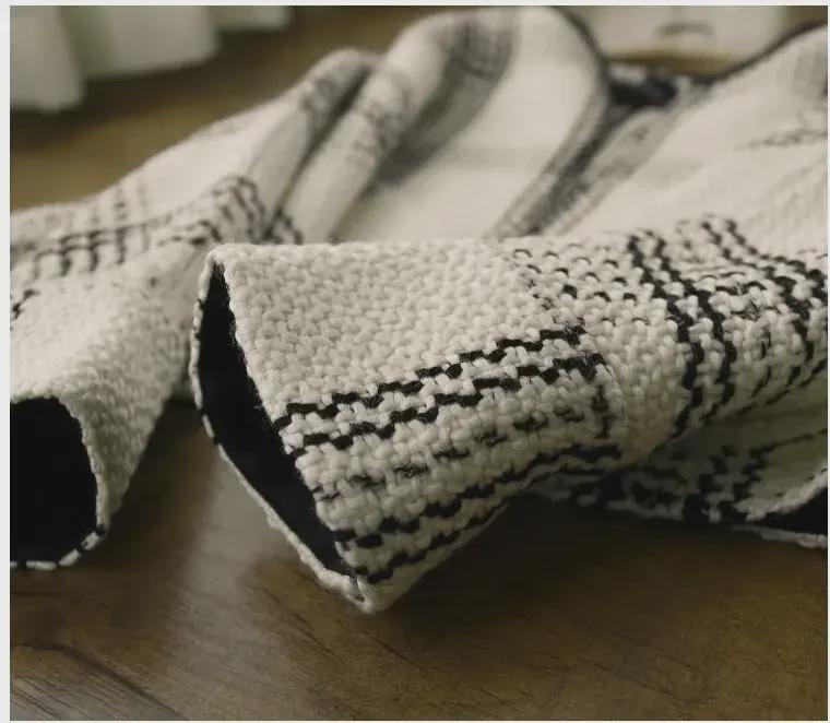 Elegant Black and White Checkered Bat Sleeve Wool Coat