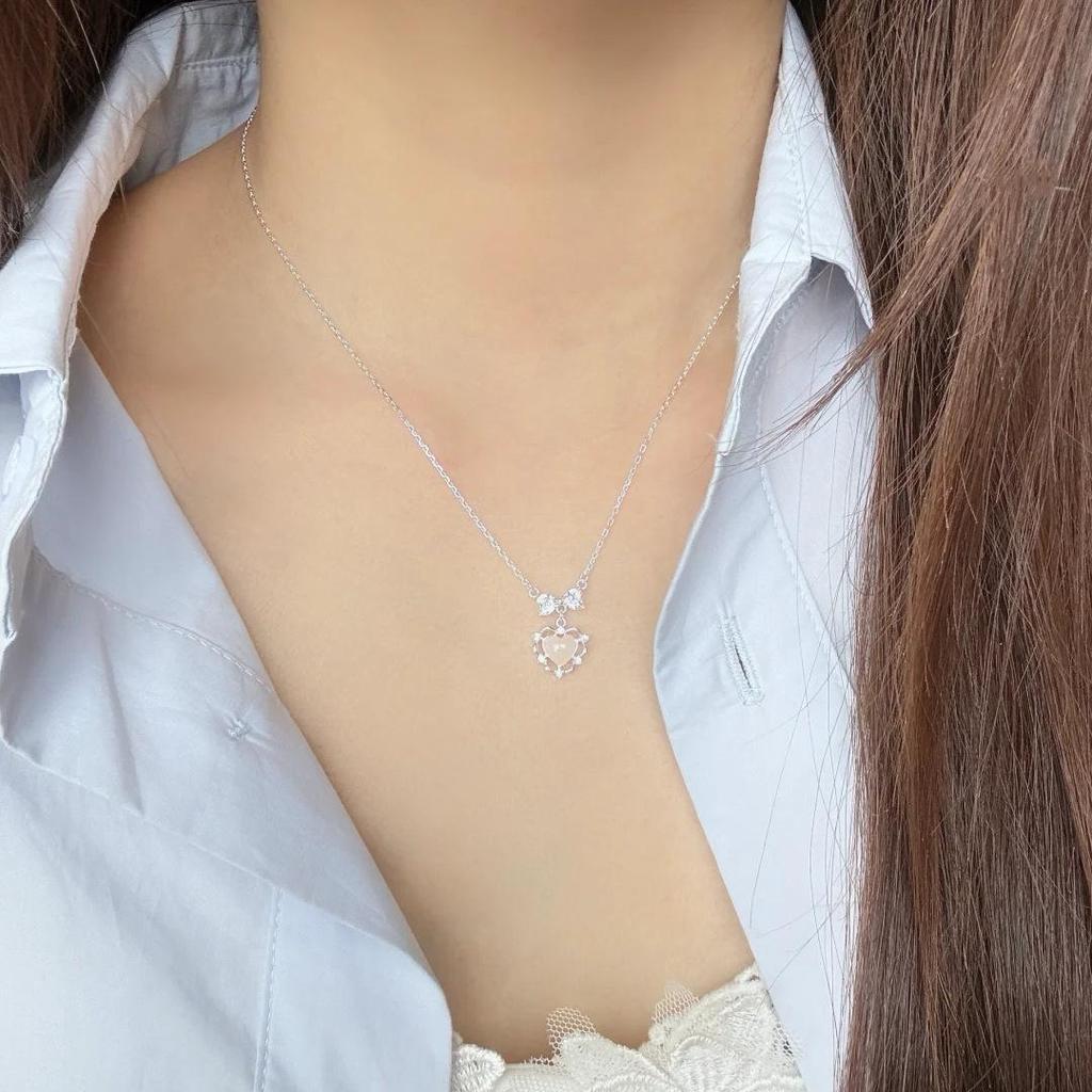 Elegant Heart Bow Pearl Necklace for Women - Non-fading, High-End, Versatile, New Style
