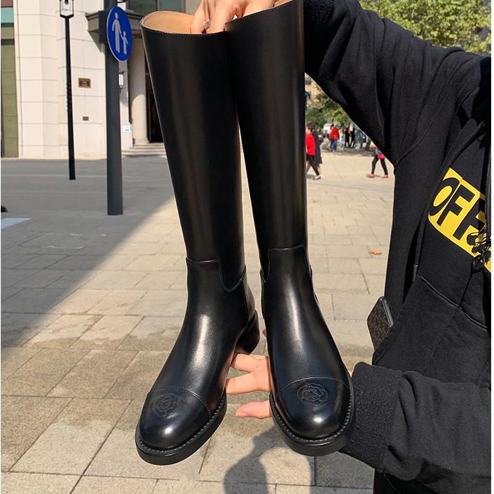 Bottes d'équitation hautes jusqu'au genou en cuir véritable pour femme, bout rond, avec broderie camélia en cuir de vachette