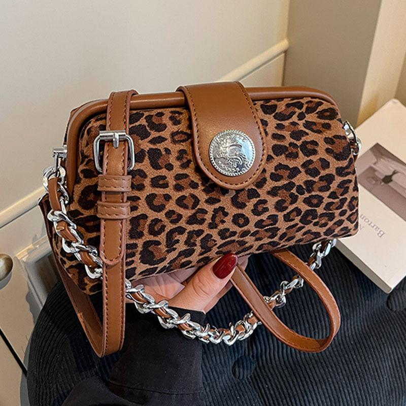 Leopard Print Small Bag Women's Autumn and Winter Versatile New Retro Messenger Bag Fashion Chain Pillow Bag