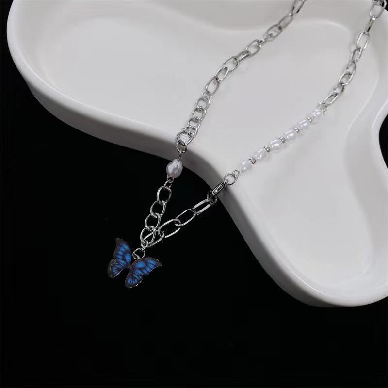 Sweet and Cool Butterfly Necklace Female Pearl Splicing Niche Design Sense Premium Hip Hop Cold Wind Chain Collarbone Chain
