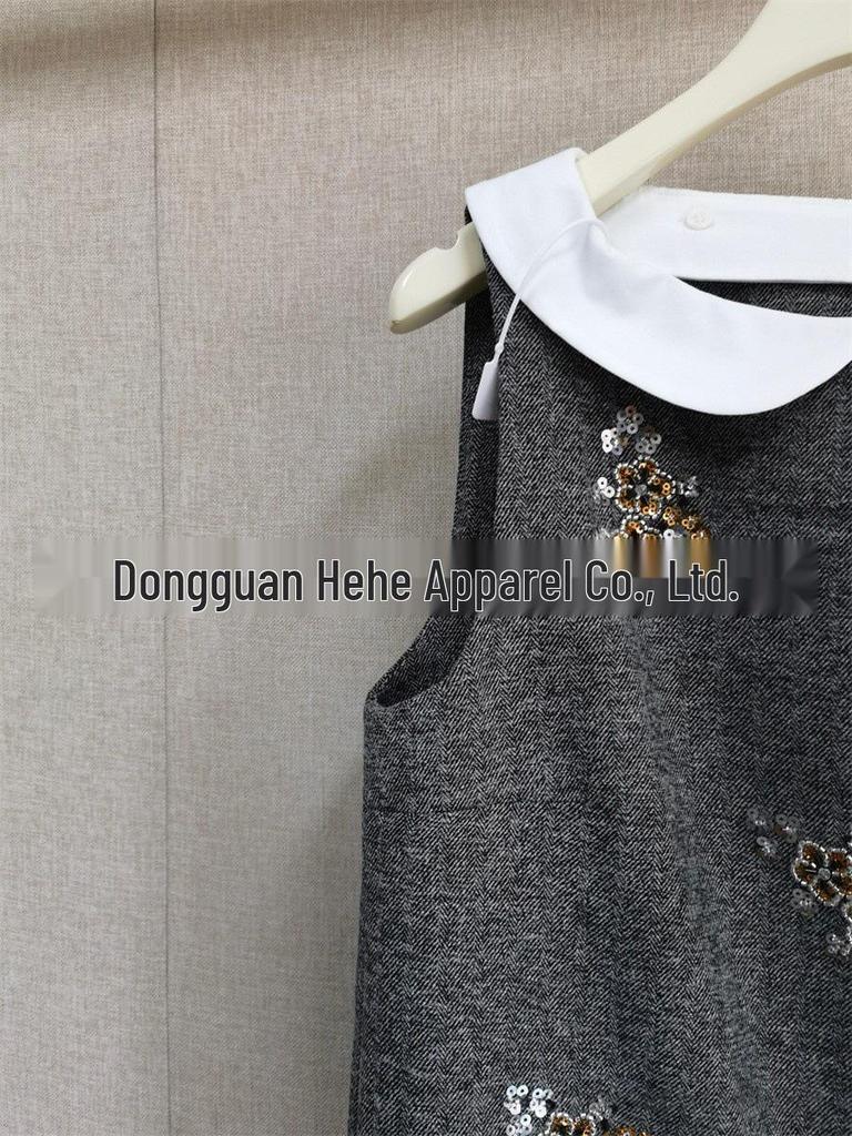 French Niche Gray Sleeveless Dress with Beaded Doll Collar - Early Spring Rich Girl Style