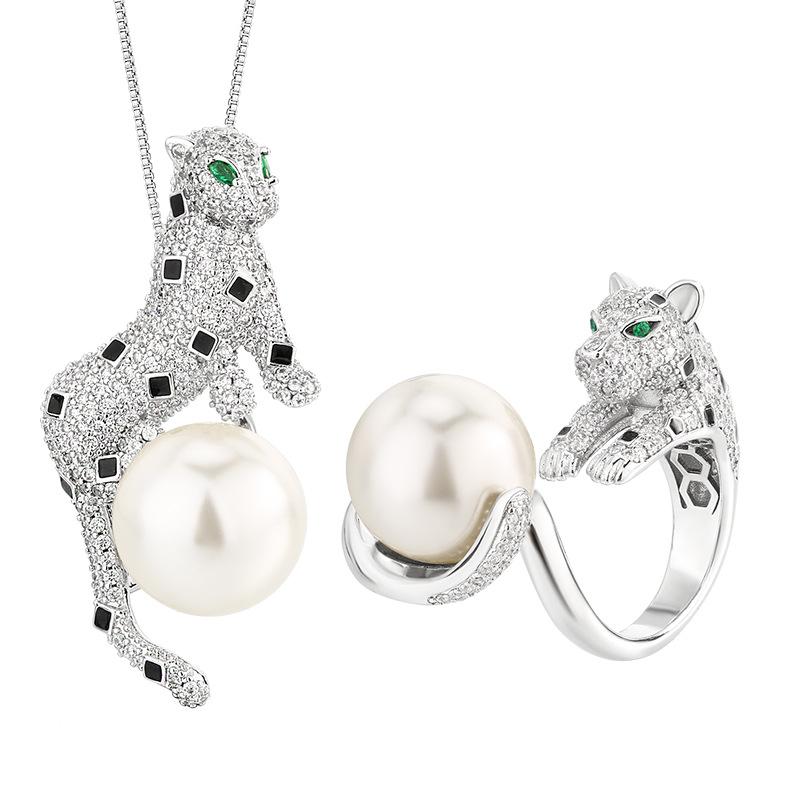 Jewelry Copper Bottom Gold-Plated Simulation White Pearl Light Luxury Leopard Suit Female 16Mm