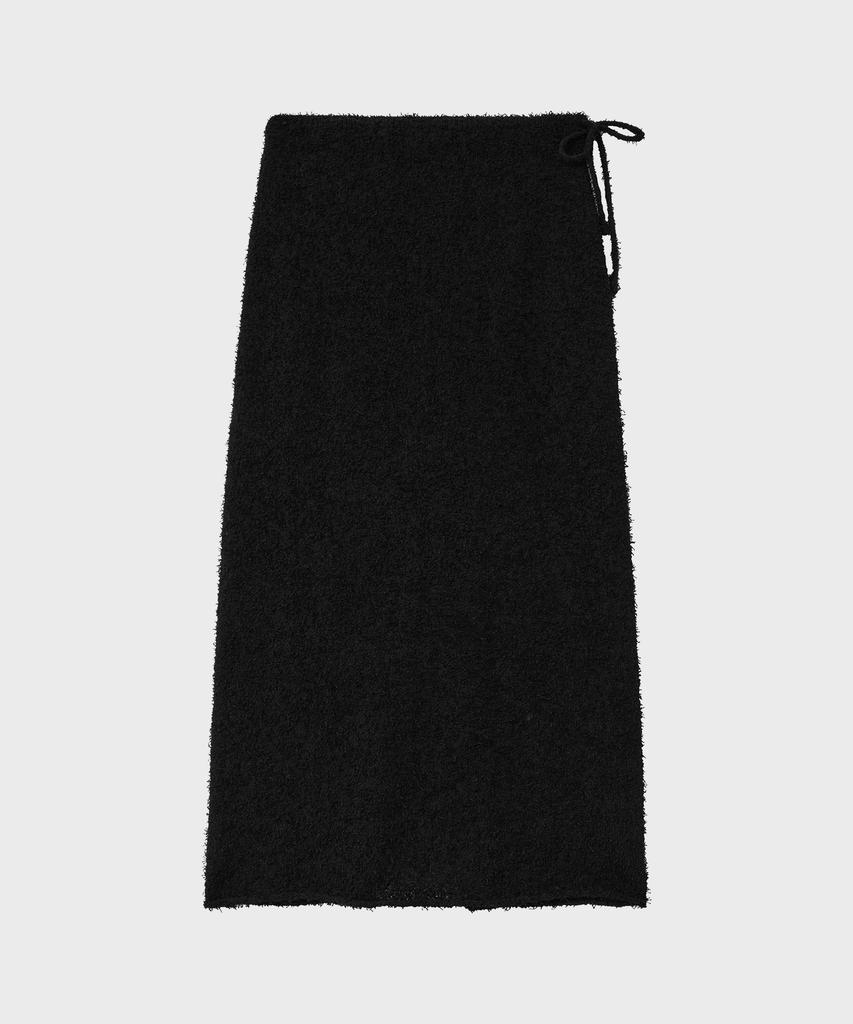 Noir For Woman Feathery Long Knit Skirt (Black)
