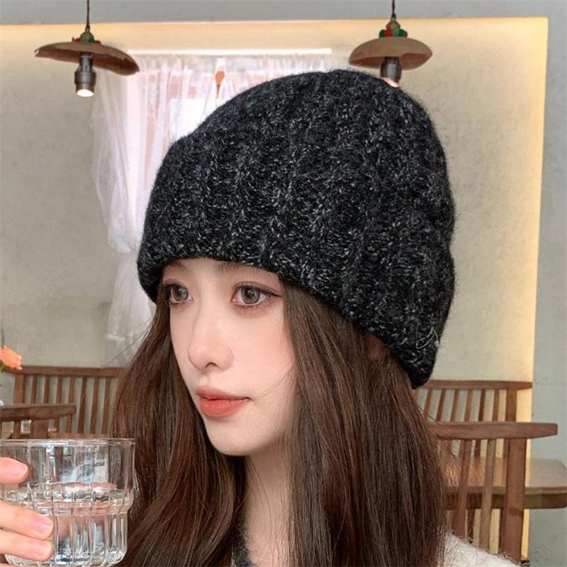 Knitted hat mountaineering women's new autumn and winter warm windproof ear protection cold hat shows a small face and increases the head circumferenc