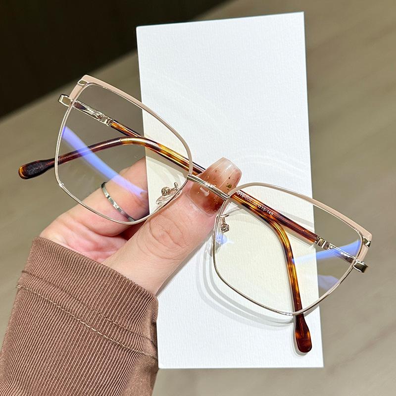 New men's and women's versatile glasses Metal glasses frame Internet celebrity plain face trimming decorative flat glasses Myopia glasses