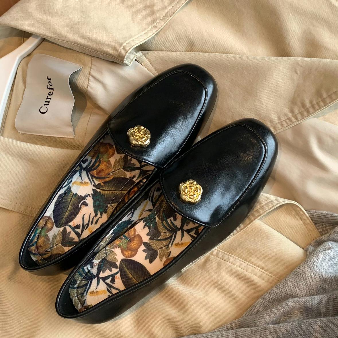 

Версия из овчины~ Экстравагантные лоферы для通勤 с круглым носком и одним ремешком, кожаная обувь на плоской подошве, маленькие кожаные туфли 40