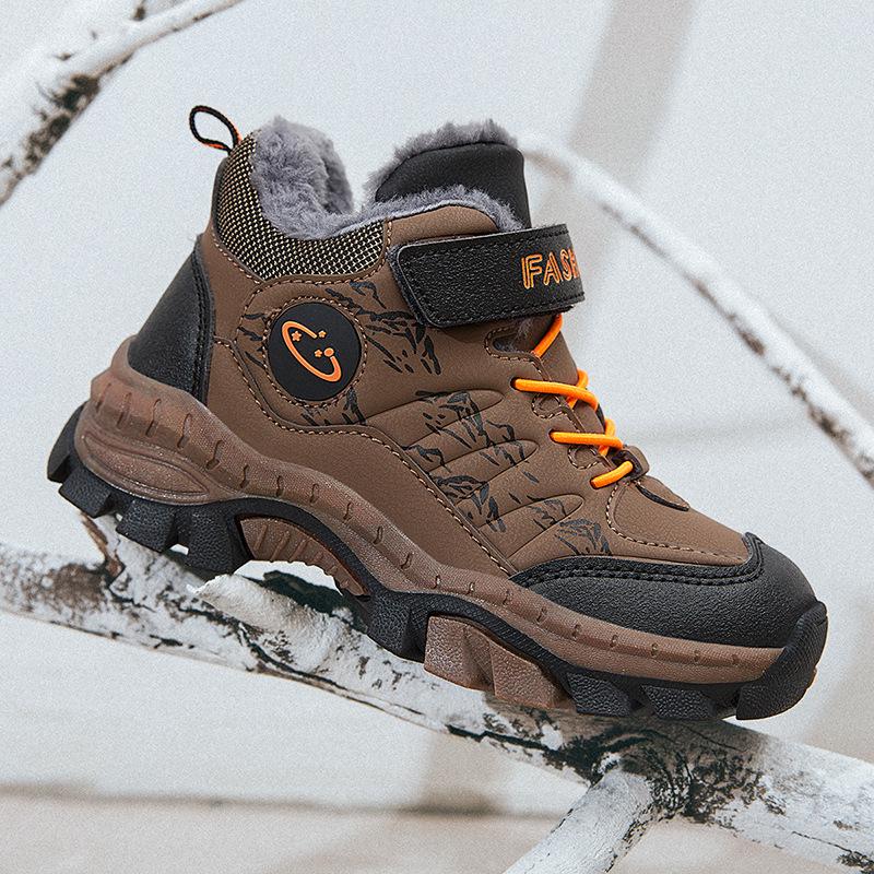 Boys' Fleece-Lined Snow Boots with Steel Claws for Older Children - Thick, Warm Cotton Shoes for Winter Outdoor Use