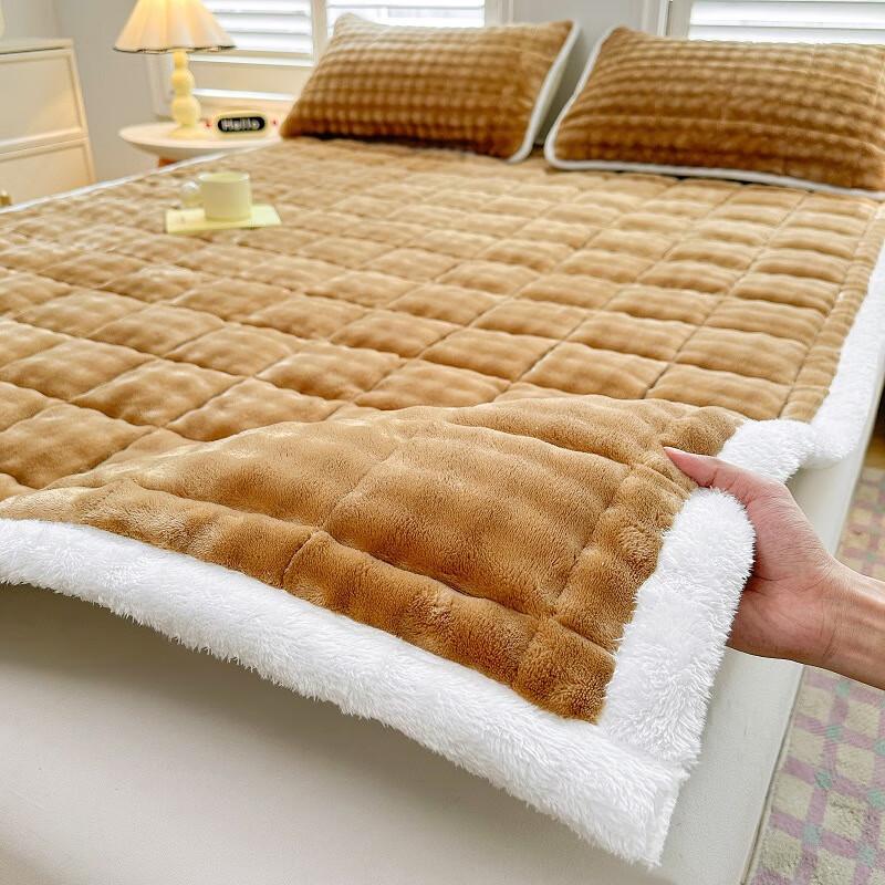 LISM Warm Rabbit Flannel Quilted Mattress Pad