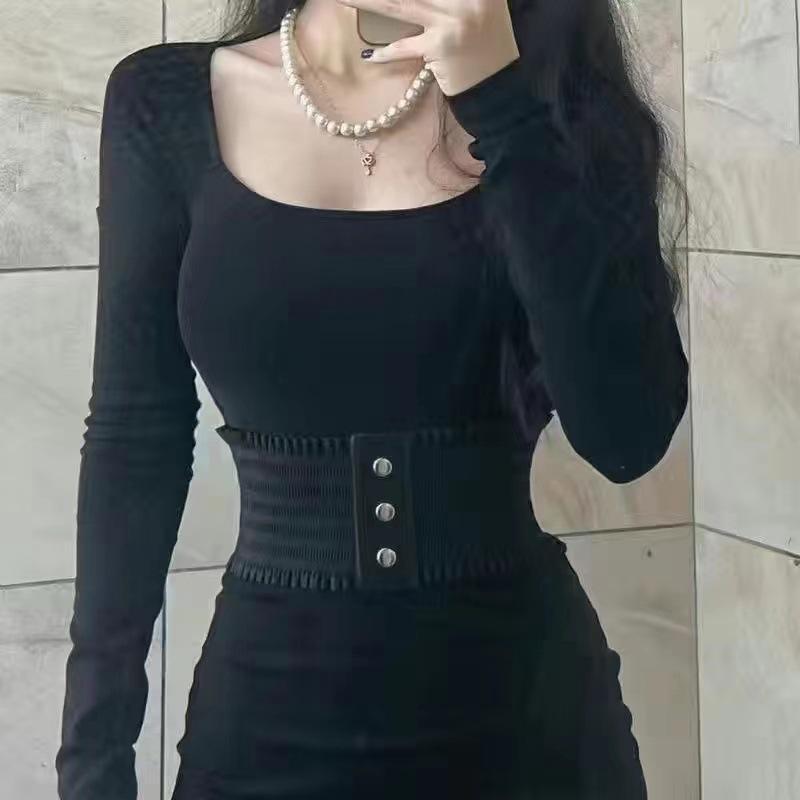 2024 French Off-Shoulder Fishtail Knitted Bodycon Dress - Autumn/Winter Women's Fashion