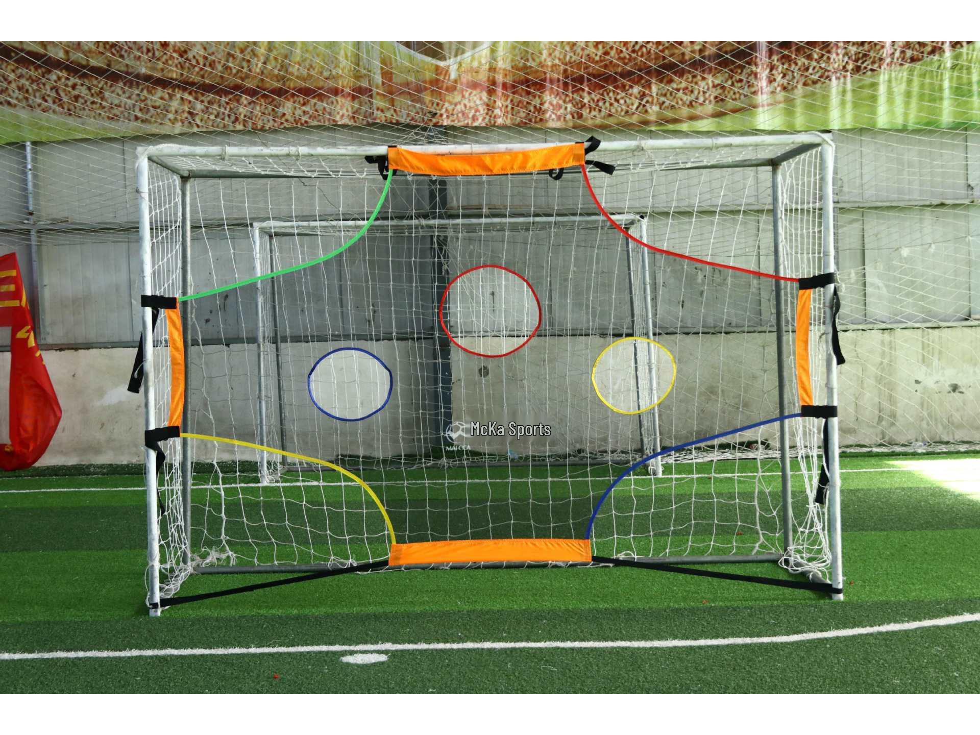 

Цель для юношеских футбольных ворот: Сетка-мишень Lanqi для тренировки штрафных ударов и точности ударов 5-player version